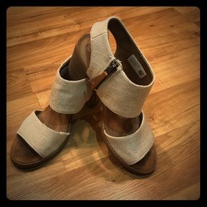 TOMS Natural Yarn Dye Majorca Cutout Sandals